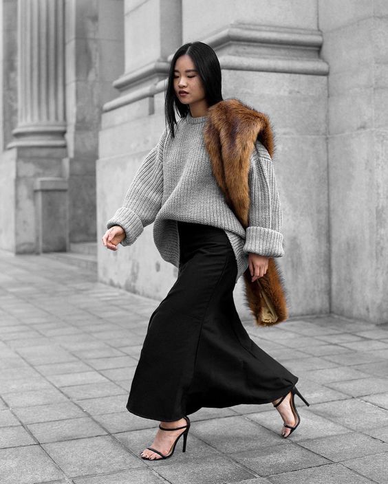 street style, maxi skirt, cozy sweater, fur stole, strappy heels, fong min liao
