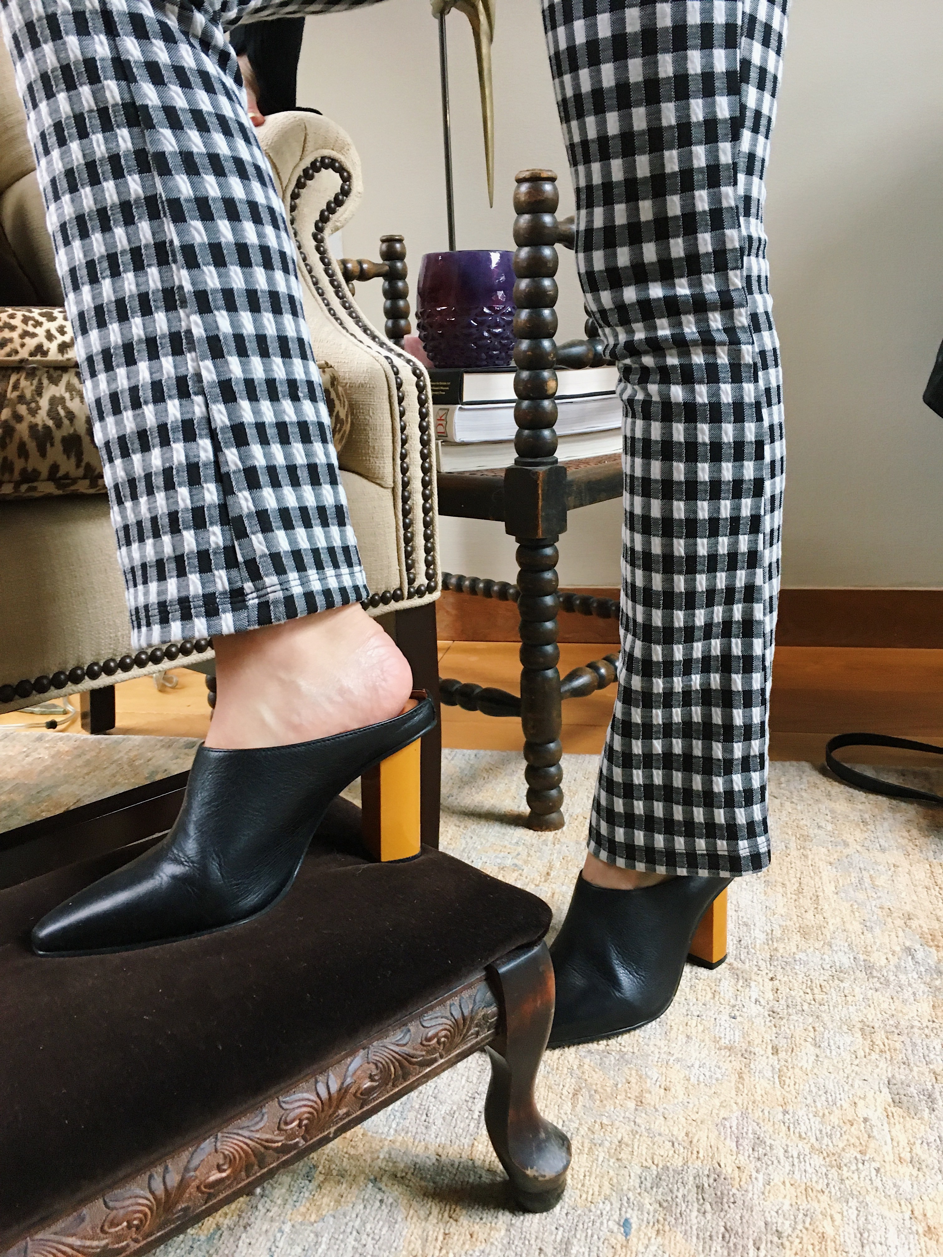 boston fashion blogger in gingham pants, heeled mules, spring trend